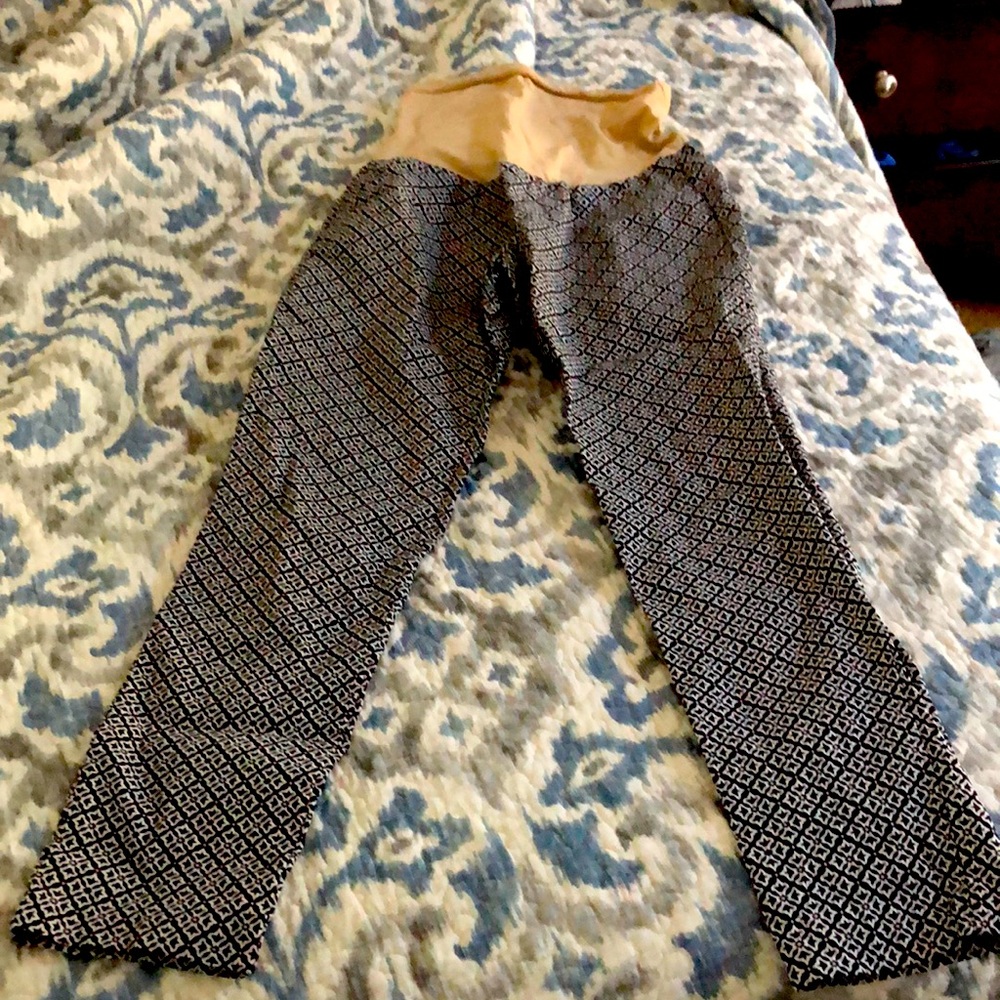 Maternity casual pants